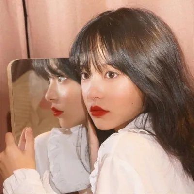俏皮女学生
